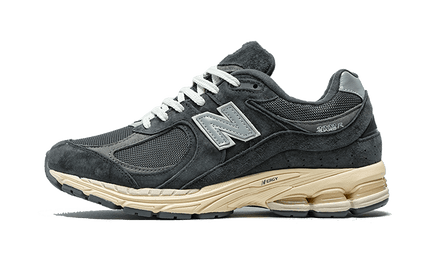 New Balance 2002R Black Dark Grey - Exclufy