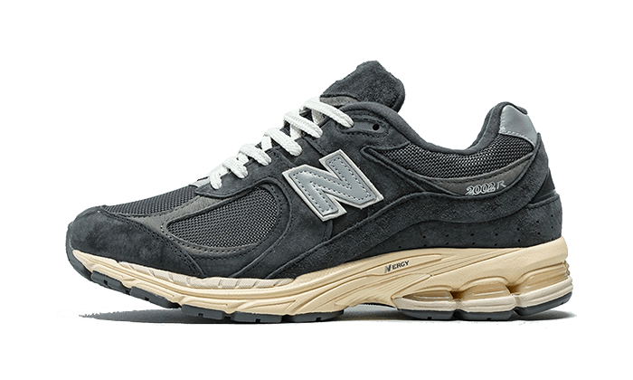 New Balance 2002R Black Dark Grey - Exclufy