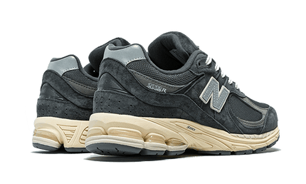 New Balance 2002R Black Dark Grey - Exclufy