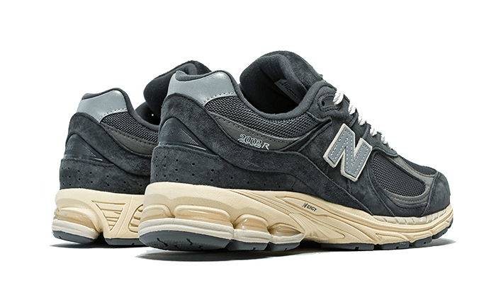 New Balance 2002R Black Dark Grey - Exclufy