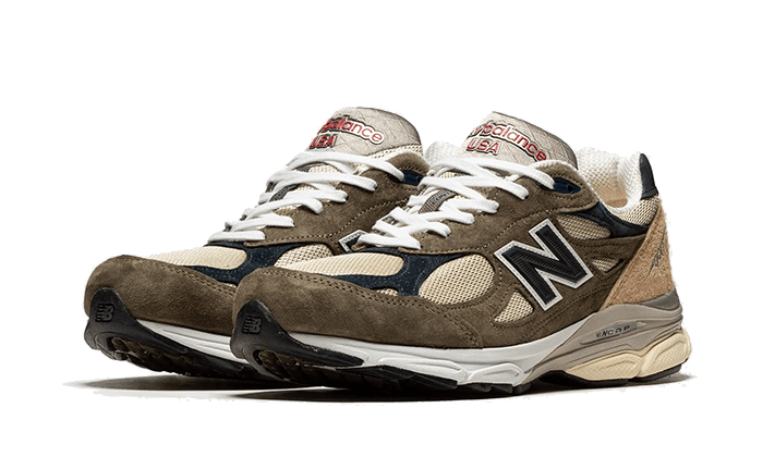 New Balance 990 v3 Made In USA Green Cream - Exclufy