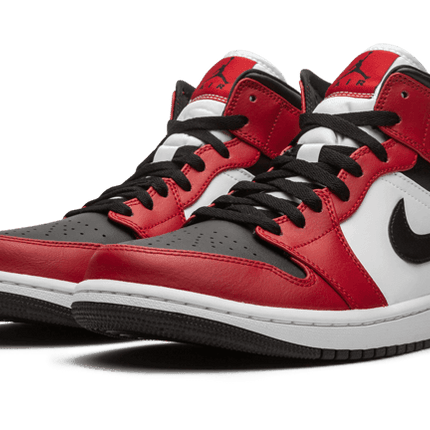 Air Jordan 1 Mid Chicago Black Toe - Exclufy