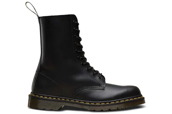 Dr. Martens 1490 Black Smooth Leather - Exclufy