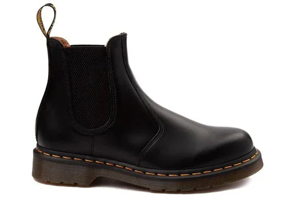 Dr. Martens 2976 Smooth Leather Chelsea Boot Black - Exclufy