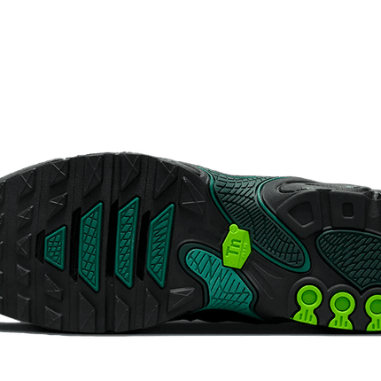 Nike Air Max Plus Drift Black Volt - Exclufy