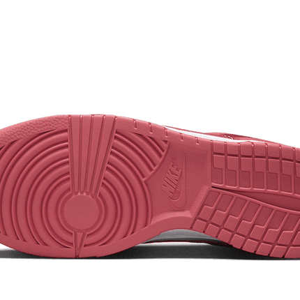Nike Dunk Low Valentine's Day - Exclufy