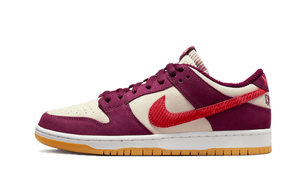 Nike SB Dunk Low Skate Like A Girl Bordeaux - Exclufy