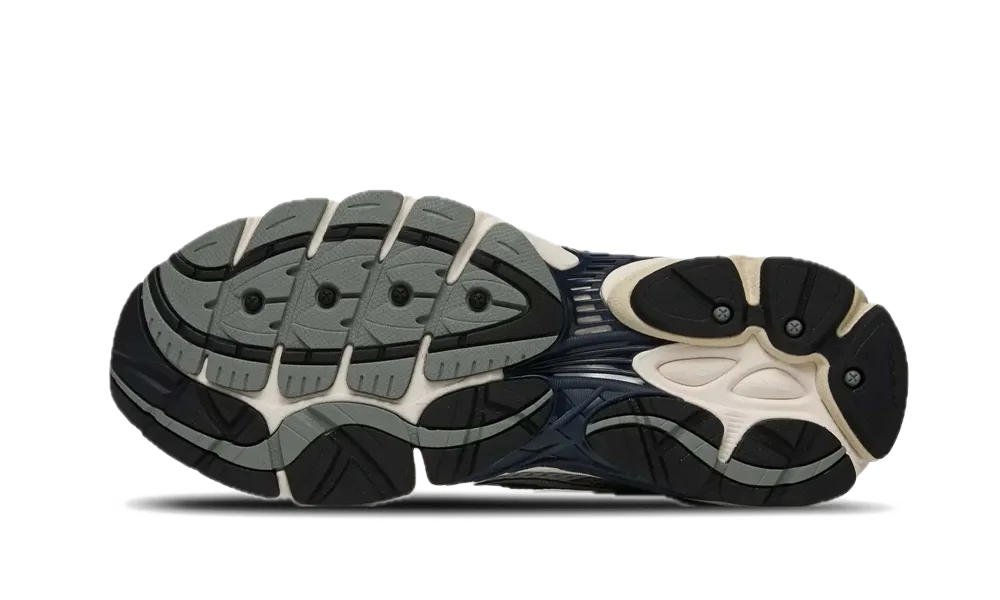 Saucony ProGrid Omni 9 TMY White Navy