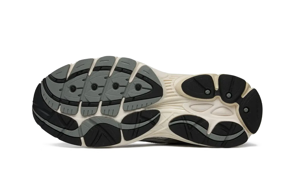 Saucony ProGrid Omni 9 TMY White Purple