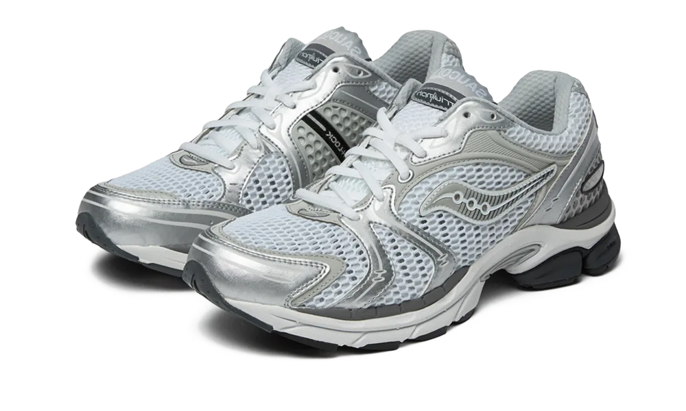 ProGrid Triumph 4 White Silver Black