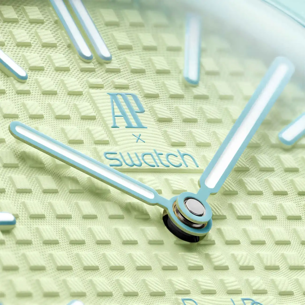 https://cdn.shopify.com/s/files/1/2358/2817/files/Swatch_Audemars_Piguet_Royal_Pop_Collection_Pocket_Watch_Blaue_Acht_4.webp?v=1778662850