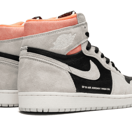 Air Jordan 1 Retro High Neutral Grey Hyper Crimson - Exclufy