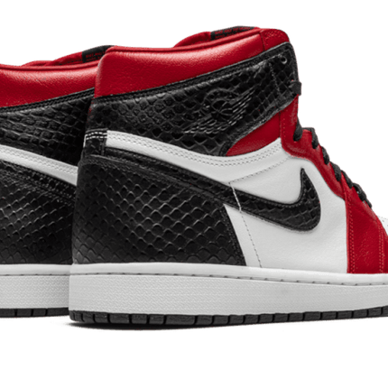 Air Jordan 1 Retro High Satin Snake Chicago - Exclufy