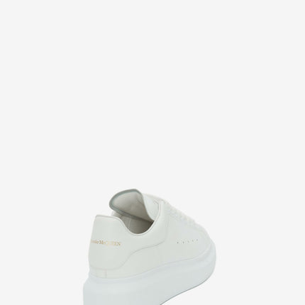 Alexander McQueen Oversized Sneaker in White - THE LIMITED CLUB