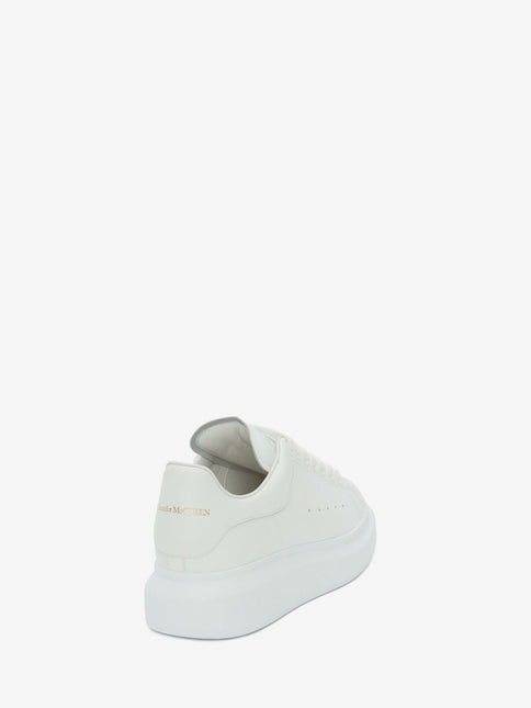 Alexander McQueen Oversized Sneaker in White - THE LIMITED CLUB