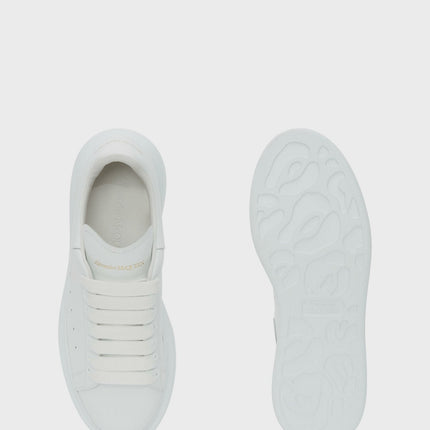 Alexander McQueen Oversized Sneaker in White - THE LIMITED CLUB