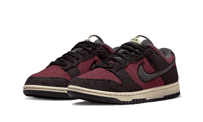 Nike Dunk Low SE Fleece Burgundy Crush - Exclufy