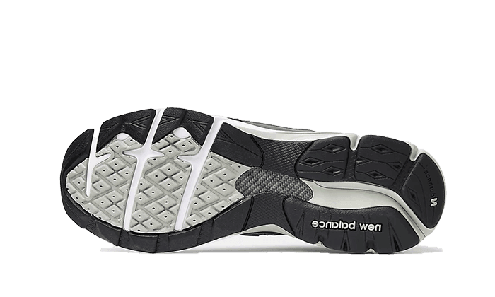 New Balance 920 Made In UK Grey Navy - Exclufy