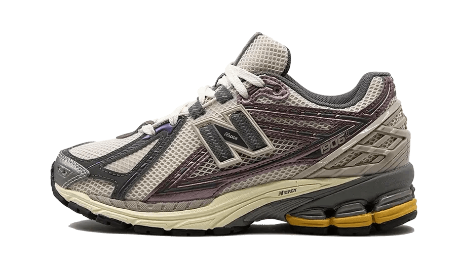 New Balance 1906R Licorice - Exclufy