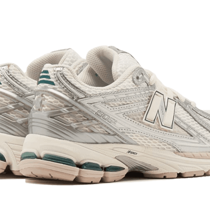 New Balance 1906R Silver Metallic Cream - Exclufy