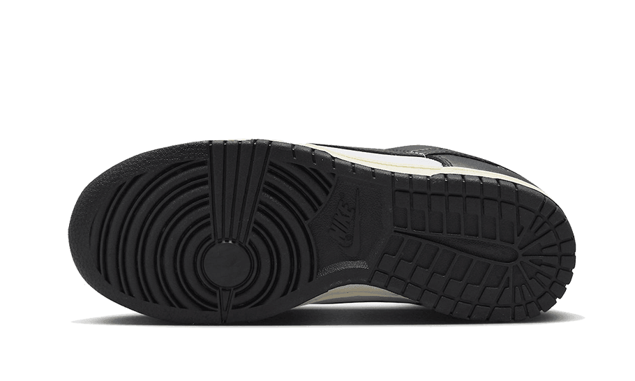 Nike Dunk Low Vintage Panda - Exclufy