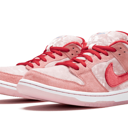 Nike SB Dunk Low StrangeLove - Exclufy