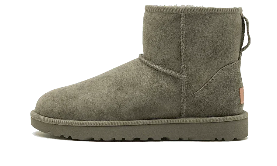 UGG Classic Mini II Boot Moss Green - Exclufy
