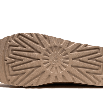 UGG Classic Slip-On Chestnut