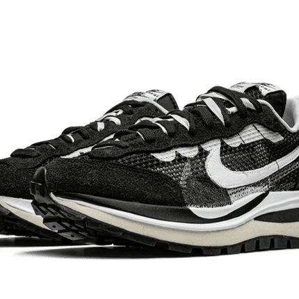 Nike Vaporwaffle Sacai Black White - Exclufy