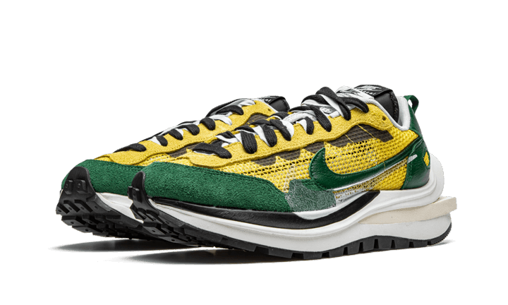 Nike Vaporwaffle Sacai Tour Yellow Stadium Green - Exclufy