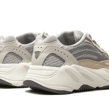 Adidas Yeezy 700 V2 Cream - Exclufy